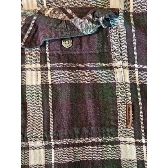 Legendary Whitetail The Original Buck Camp Button Down Men’s Plaid Shirt Size XL - Picture 8 of 11